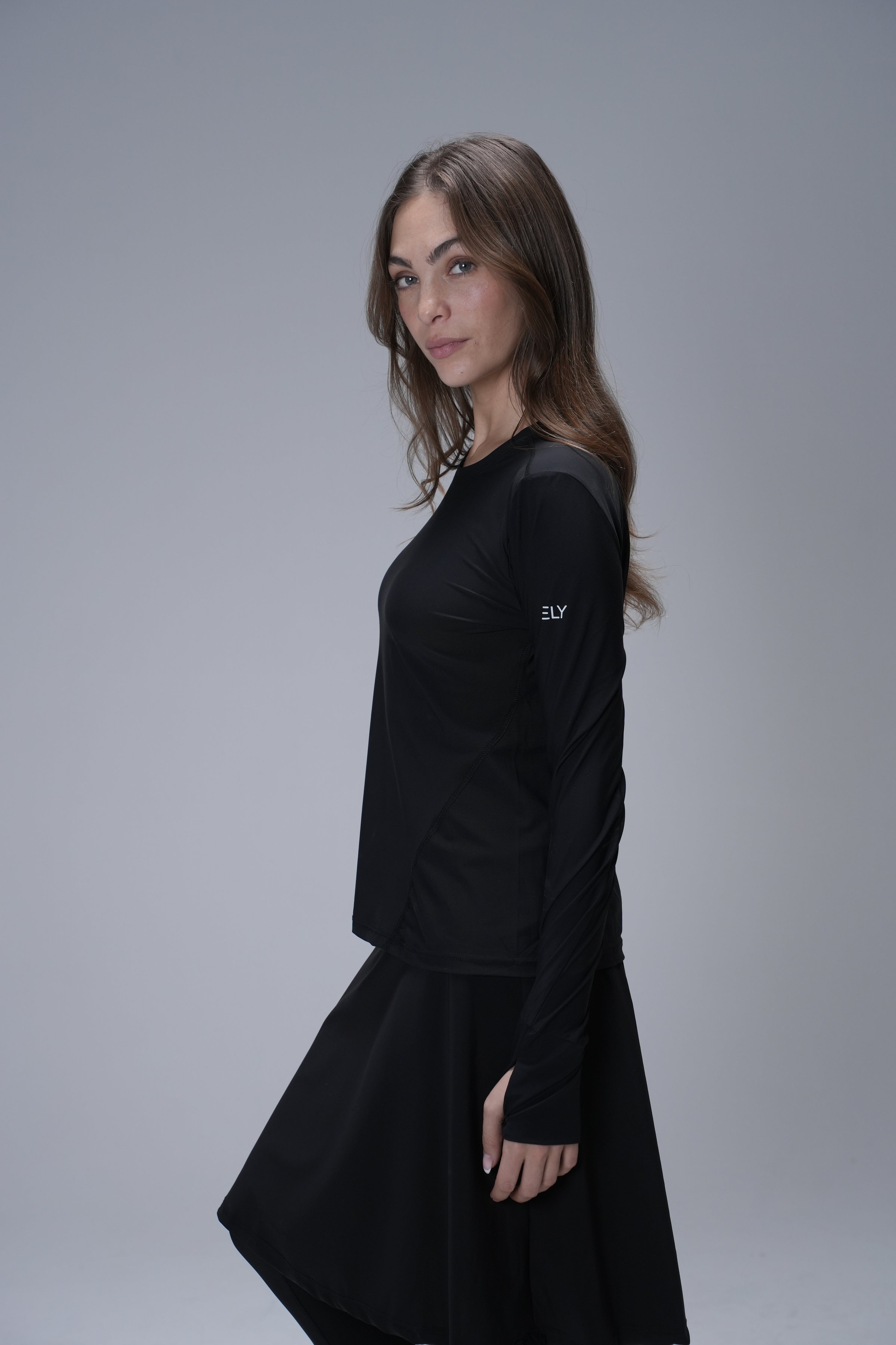 חולצת שרוול ארוך מנדפת זיעה