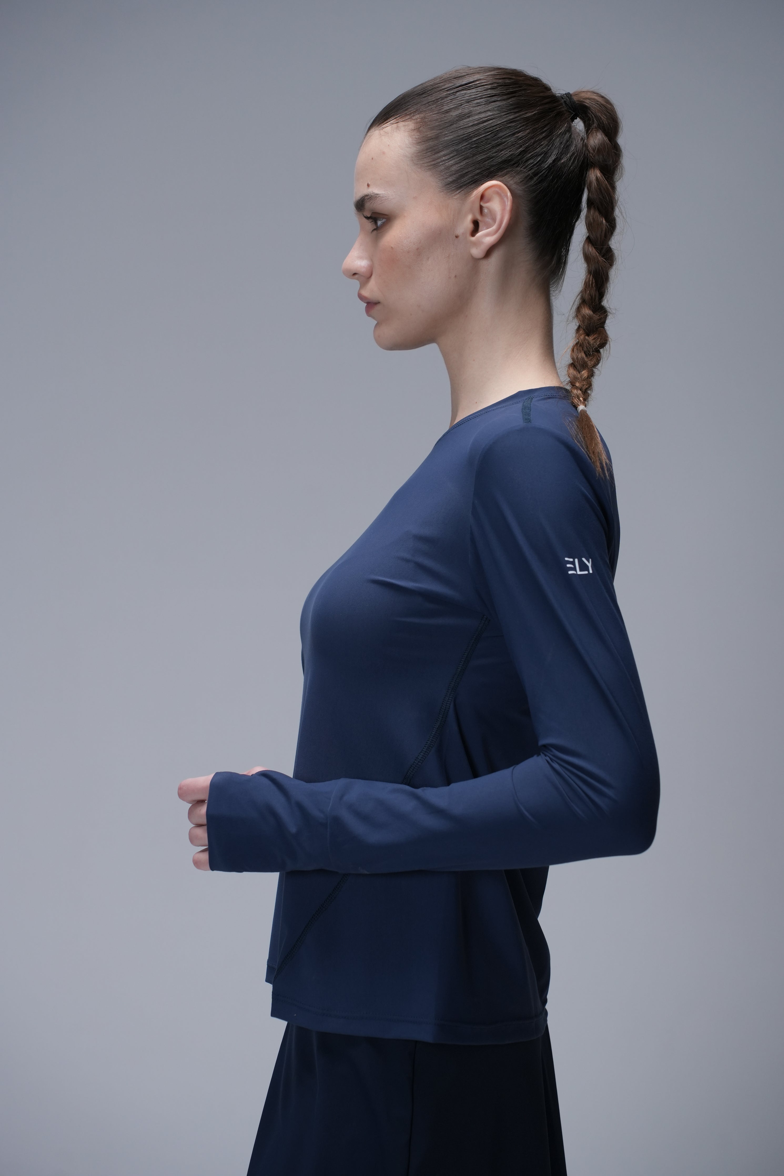 חולצת שרוול ארוך מנדפת זיעה