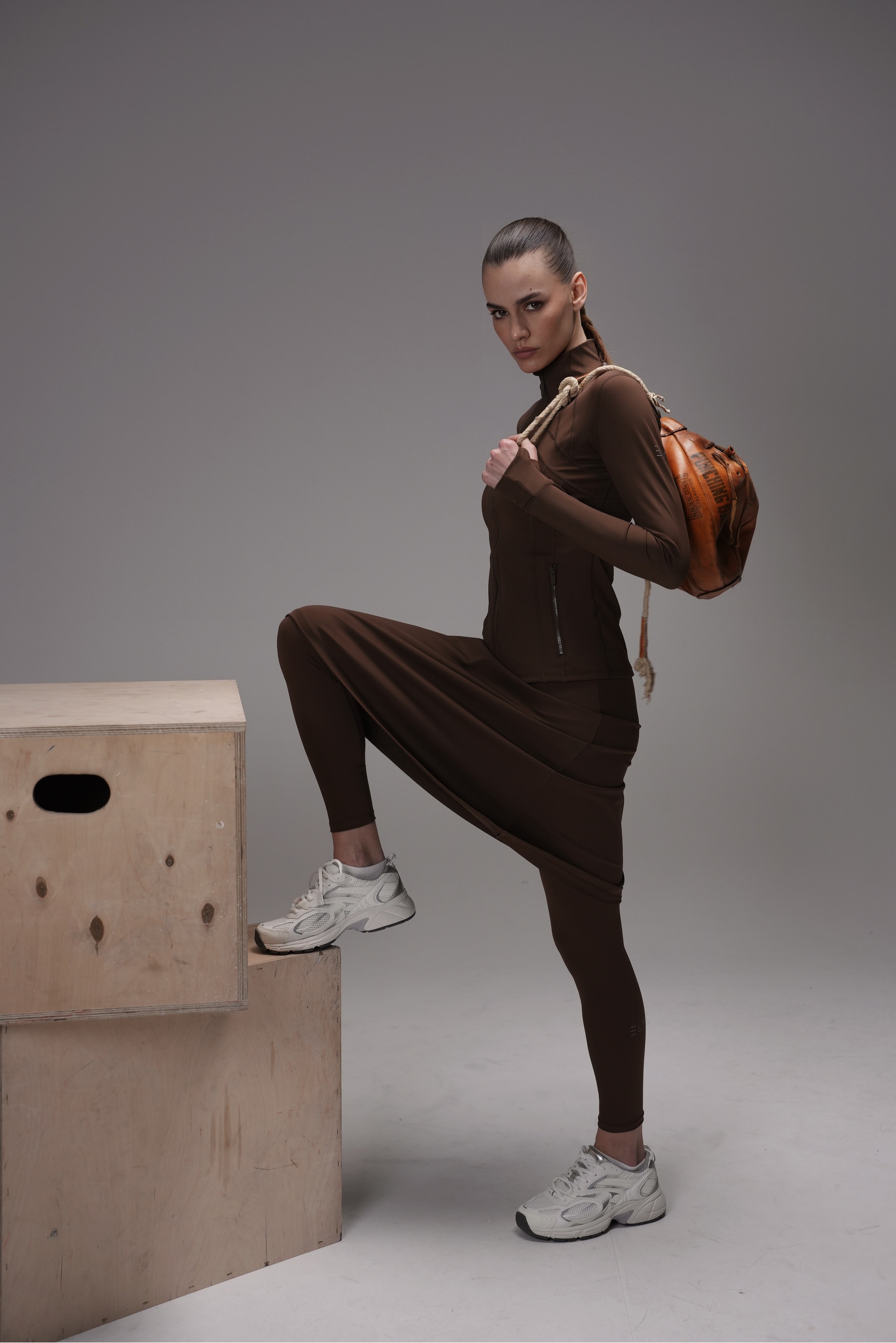 LUX Motion High-Waist Skirted Legging with Pockets - Above Knee